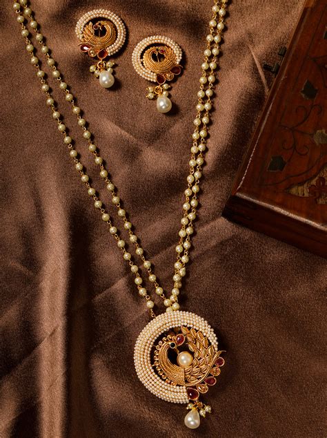 Best Place to buy online necklaces and Jewellery Sets | Priyaasi