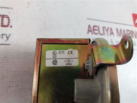 Dwyer 1910-5 Pressure Switch 10 PSI 0000-6837-15 – Aeliya Marine