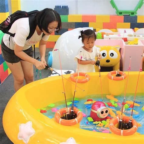 广饶县同和幼儿园开展“冬天里的小巧手”幼儿创意手工活动