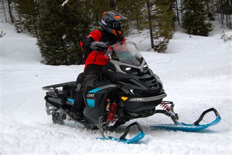 Flipable snowflap on the Lynx Commander RE snowmobile