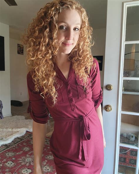 Bikini Ifrit | Are you a morning person or a night owl? 🦉 | Instagram