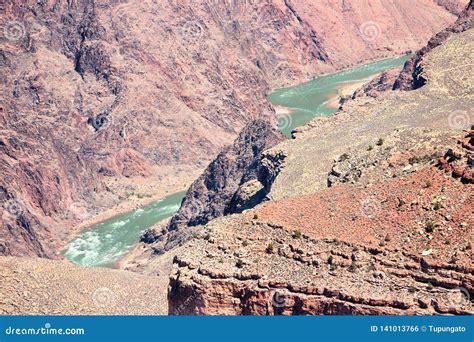 River 的图像结果