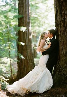Wedding Photo Ideas by 20 Enchanting Wedding Photo Ideas For Woodland Brides Wedding Photo Ideas