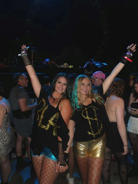 Kesha concert outfit | Kesha Halloween costume in 2025 | Kesha ...