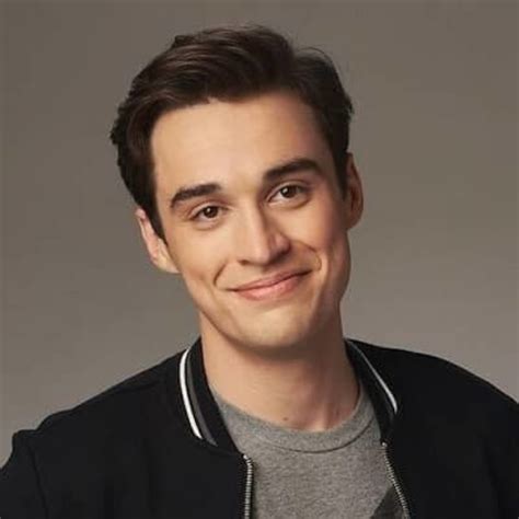 Joey Bragg's Age, Girlfriend, Siblings, Career, Instagram, Parents