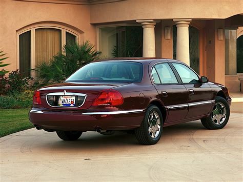 1995 Lincoln Continental Specs, Performance & Photos - autoevolution