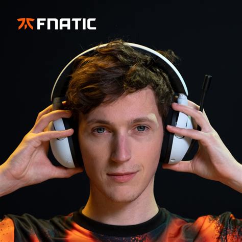 Sony INZONE H5 Wireless Gaming Headset, 360 Spatial Sound, Works with