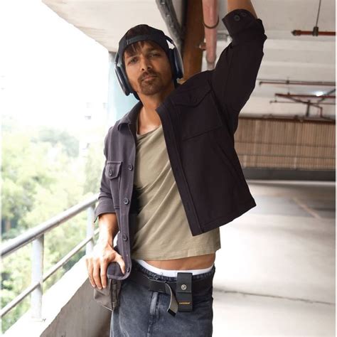 Anurag Kashyap enjoys a massive net worth of INR 990 crore