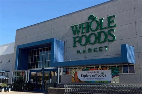 Whole Foods Marketing Strategy 2025: A Look at the Health-Crazed ...