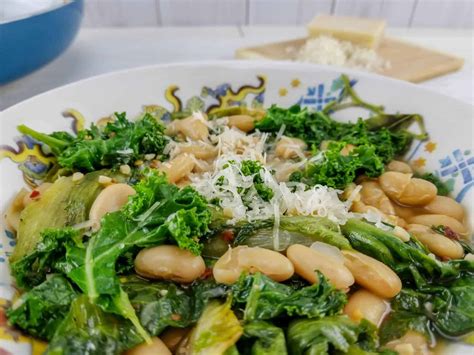 Classic Italian Greens and Beans (video) - Sip and Spice