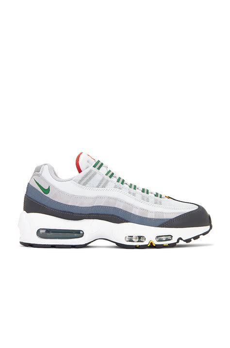 Nike Air Max 95 in Pure Platinum & Gorge Green | REVOLVE