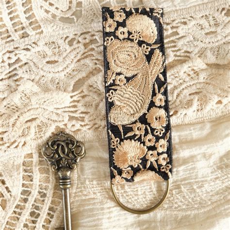 Handmade Keychains 的图像结果