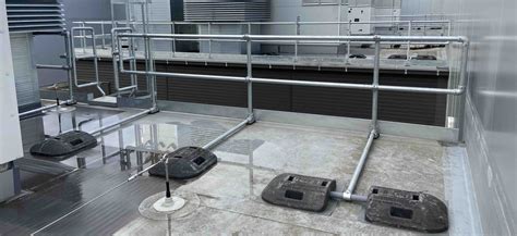 Roof Edge Protection System 的图像结果