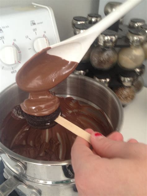 Image result for Mickey Mouse Oreo Tutorial