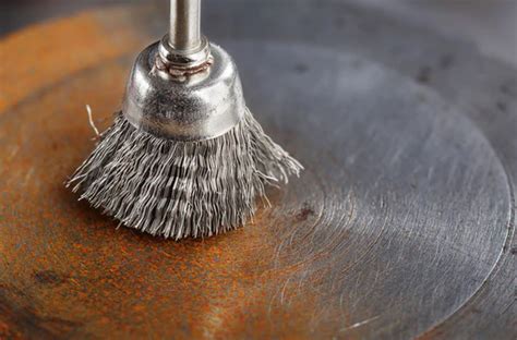 How to Clean a Rusty File 的图像结果