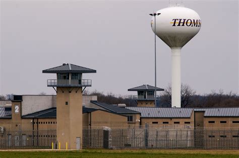 Five Things to Know About One of the Deadliest Federal Prisons | The ...