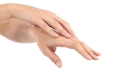 Get soft, supple hands with this home remedy | TheHealthSite.com