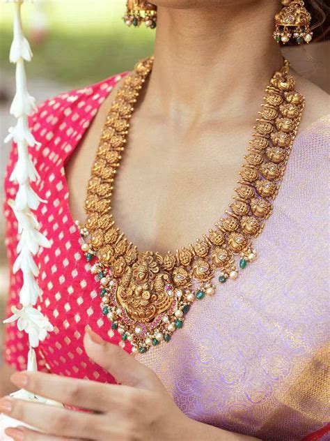 Special & Temple Collection – Nakshatra Jewels