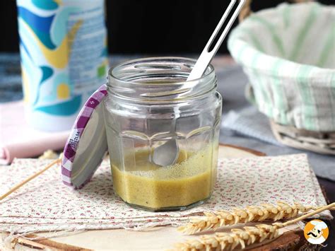 A light and refreshing salad dressing for hot days: quick to make ...