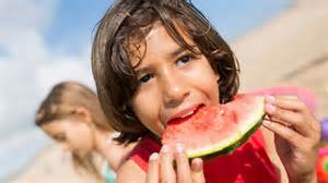 10 Fruits High In Fiber & 10 That Are Low