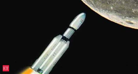 Chandrayaan-2 now 3 steps closer to moon, ISRO tweets - The Economic ...