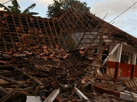 If You Don’t Like Regular Milk, Almond Milk Makes For A Healthy Substitute!