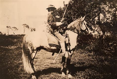 My great-grandfather, age 16, in the Spanish American War : r/OldSchoolCool