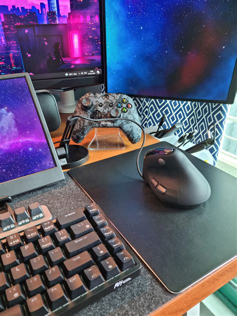 Space Desk Setup 的图像结果