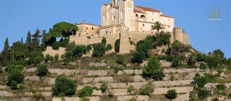 Fincas in der Nähe von Cala Mendia bei Ihrem Ferienvermittler mit Herz ...