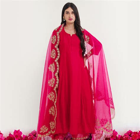 The Loom - Online Shopping For Women Clothing & Accessories