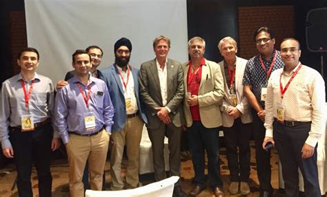 Joint Surgeon || Expert Orthopedic & Joint Replacement Specialist