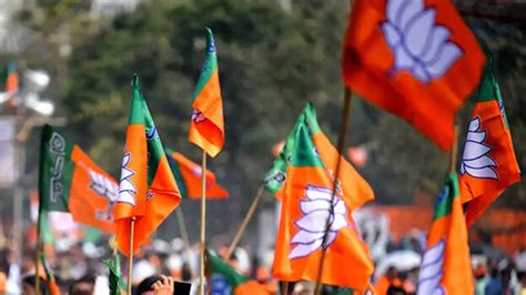 R Sreelekha and Shaun George vice presidents, Shobha Surendran general ...