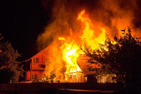 The Strategic Advantage of Constructing Fire-Resistant Homes