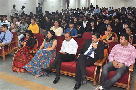 IILM Academy of Higher Learning Lucknow Campus: Photos, Virtual Tour