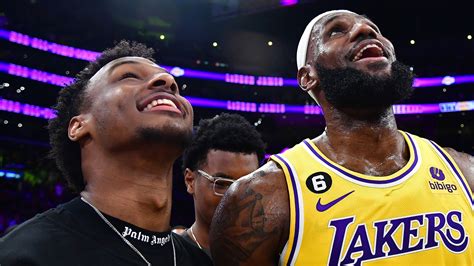 Reports: LeBron James intends to sign new deal with Lakers | NBA.com
