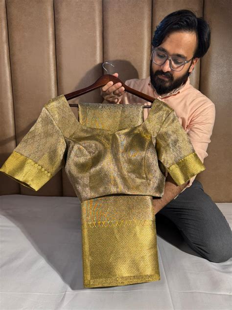 Buy Copper Tissue Silk Meenakari Saree with Pallu & Blouse – Unique ...