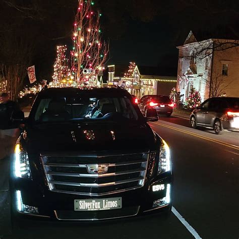 Christmas Lights Tours - Limo Service Charlotte, NC | SilverFox Limos
