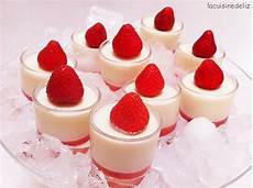 bicchieri plastica finger food la cuisine de liz chupitos panna e fragole bicchieri plastica finger food la cuisine de liz chupitos panna e fragole