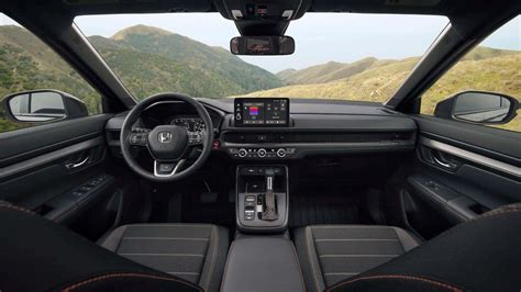 2026 Honda CR-V vs HR-V Specs | Compare Price, Trims, Size & Features