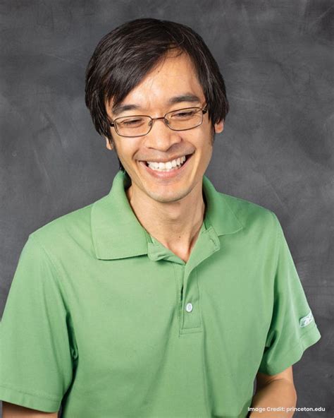 Discover the top 50 smartest people and the person with highest IQ in ...