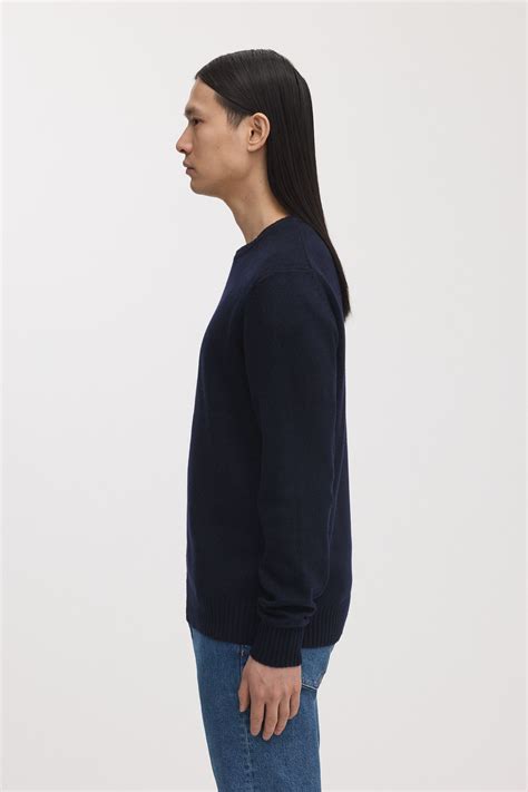 Dark Navy Cashmere Sweater | 97% Recycled Cashmere - ASKET