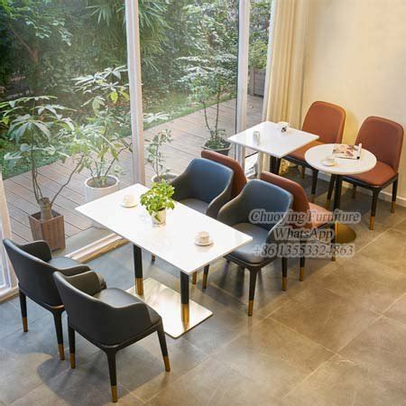 Table Chair Set Restaurant 的图像结果