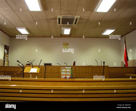 South western magistrates court hi-res stock photography and images - Alamy