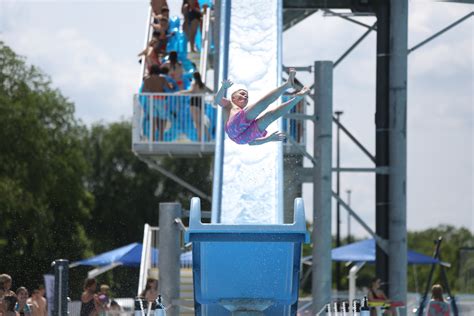 New Island Park Pool in Fargo officially opens - InForum | Fargo ...