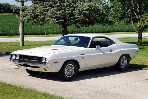 440-Powered 1970 Dodge Challenger for sale on BaT Auctions - sold for $52,000 on October 11 ...