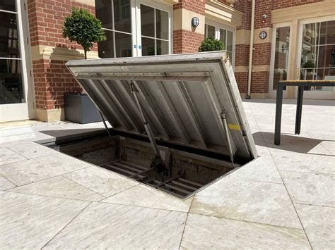 Floor Access Door with Recessed Lid | Surespan | BIM Library