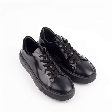 Sleek All Black Leather Sneakers for Men Minimalist Design, Premium ...
