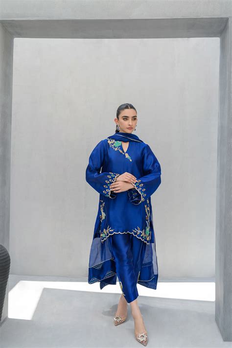 Ocean Blue – Gurnazz Couture