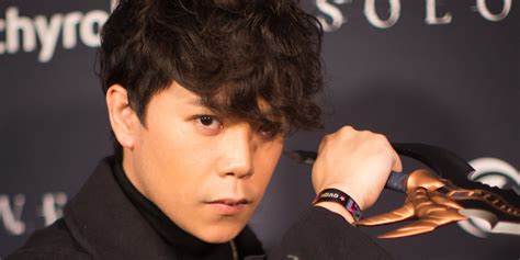 You should watch the solo equalization dubbed - Fyuu