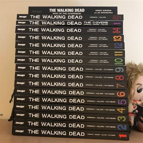 Complete Set Of Walking Dead Comics at Gregory Lawerence blog